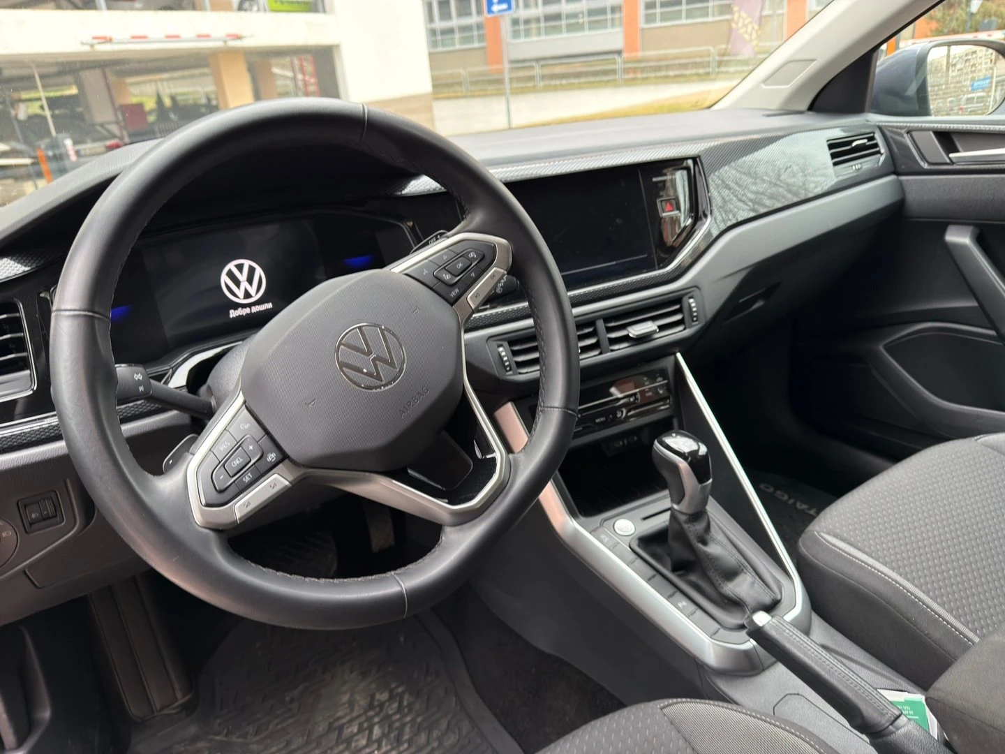 VW Taigo, снимка 5 - Автомобили и джипове - 56269618