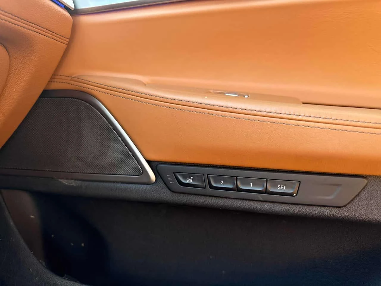 BMW 750 * 750i xDrive * CARFAX * ЦЕНА ДО БГ, снимка 12 - Автомобили и джипове - 55203694