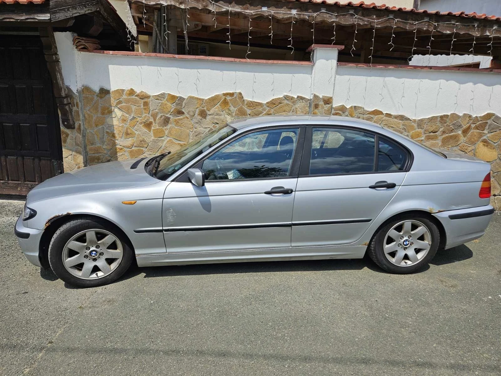 BMW 318, снимка 2 - Автомобили и джипове - 56326931