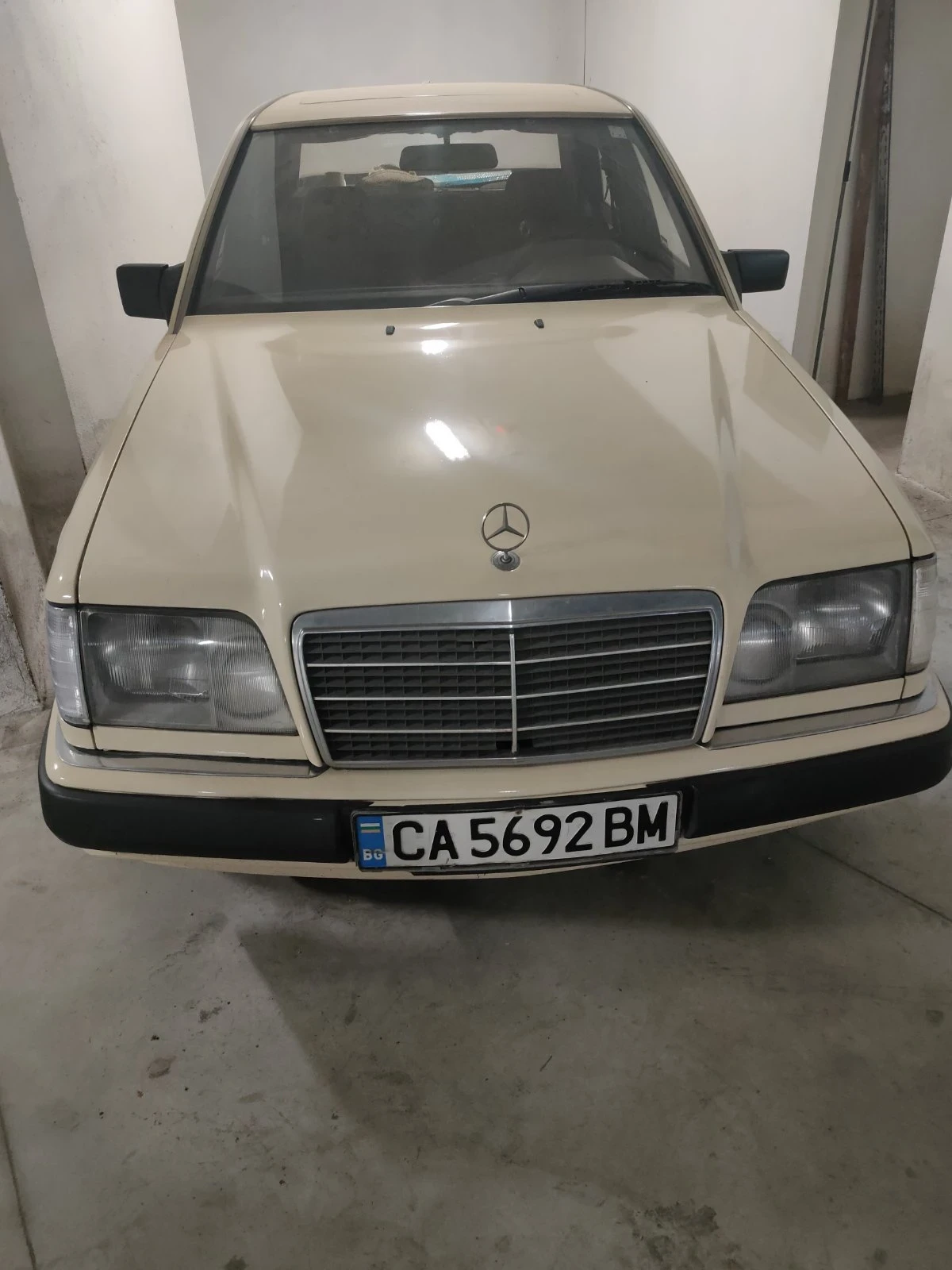 Mercedes-Benz 124