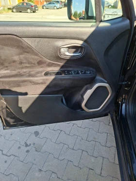 Jeep Renegade, снимка 11