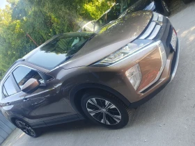 ����� �� �������� �� Mitsubishi Eclipse Cross 1.5 T AUT NAVI KAMERA PODGREV