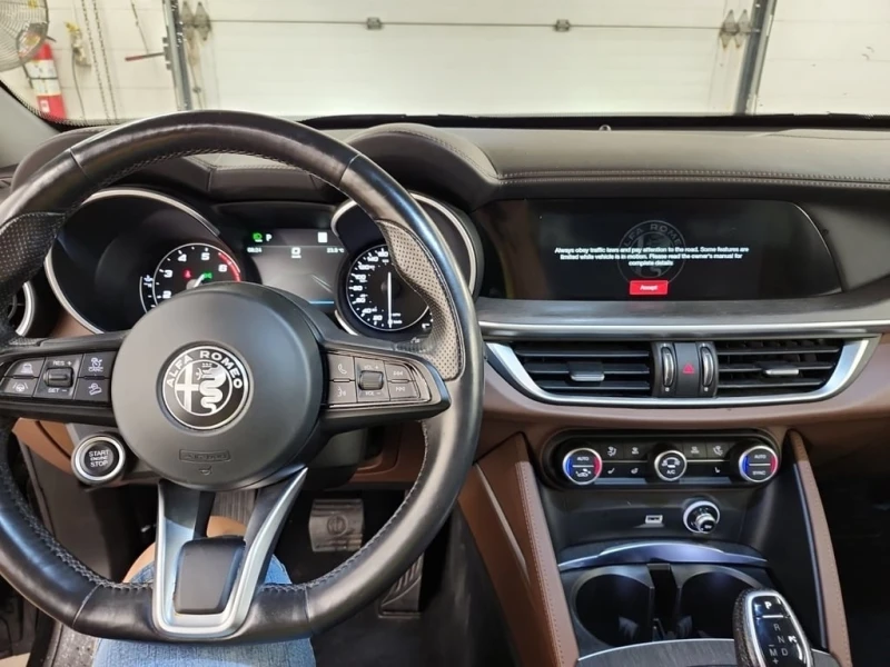 Alfa Romeo Stelvio * TI * CARFAX * ЦЕНА ДО БГ, снимка 10 - Автомобили и джипове - 53036814