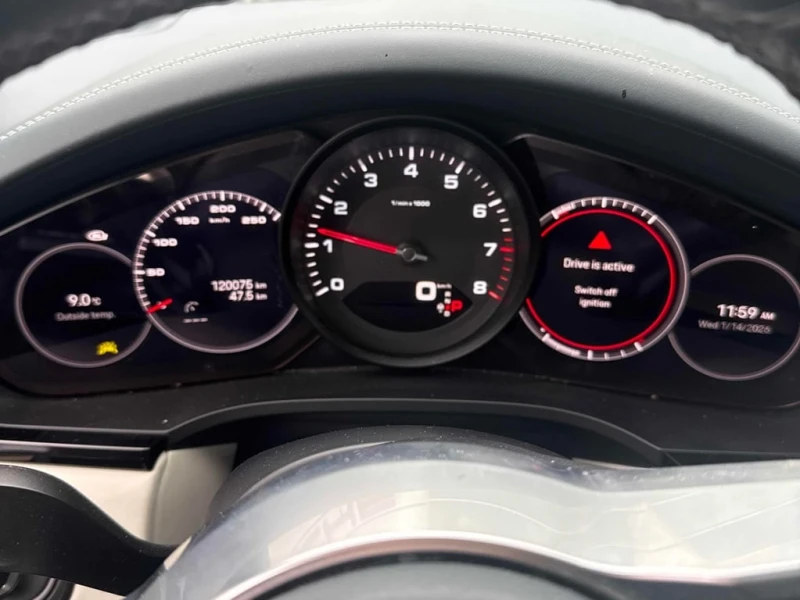 Porsche Cayenne 2022 AWD * CARFAX * БЕЗ ПЪРВОНАЧАЛНА ВНОСКА, снимка 8 - Автомобили и джипове - 53120834