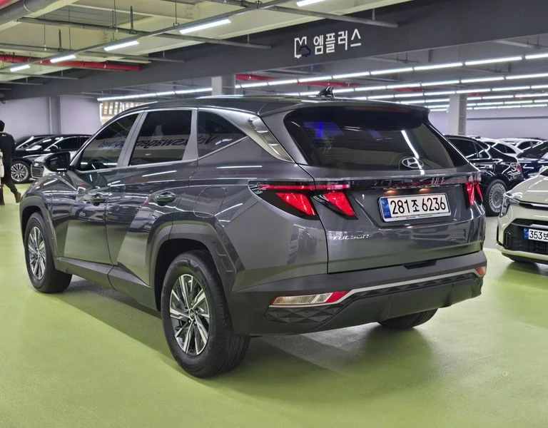 Hyundai Tucson Modern 2WD| 226к.с.| ВКЛ.ТЕХНОТЕСТ, снимка 3 - Автомобили и джипове - 55294316