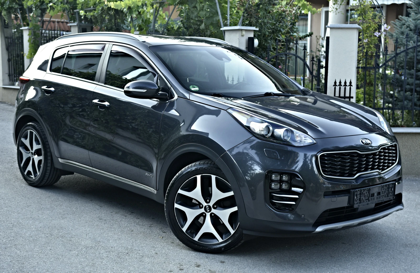 Kia Sportage 2.0CRDi/GT-line/4x4/CAMERA/DISTRONIC/JBL/ - изображение 3