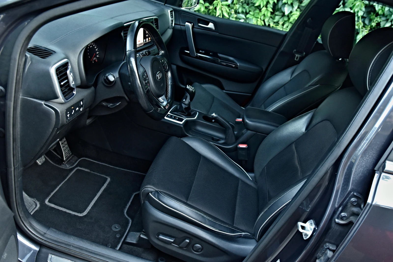 Kia Sportage 2.0CRDi/GT-line/4x4/CAMERA/DISTRONIC/JBL/ - изображение 8