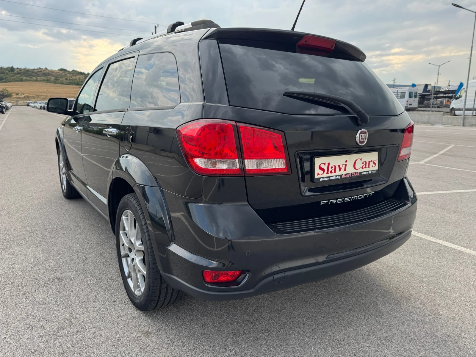 Fiat Freemont 2.0 multi jet - KEYLESS/ HEAT/ LEATHER/ 7 SEATS - изображение 6
