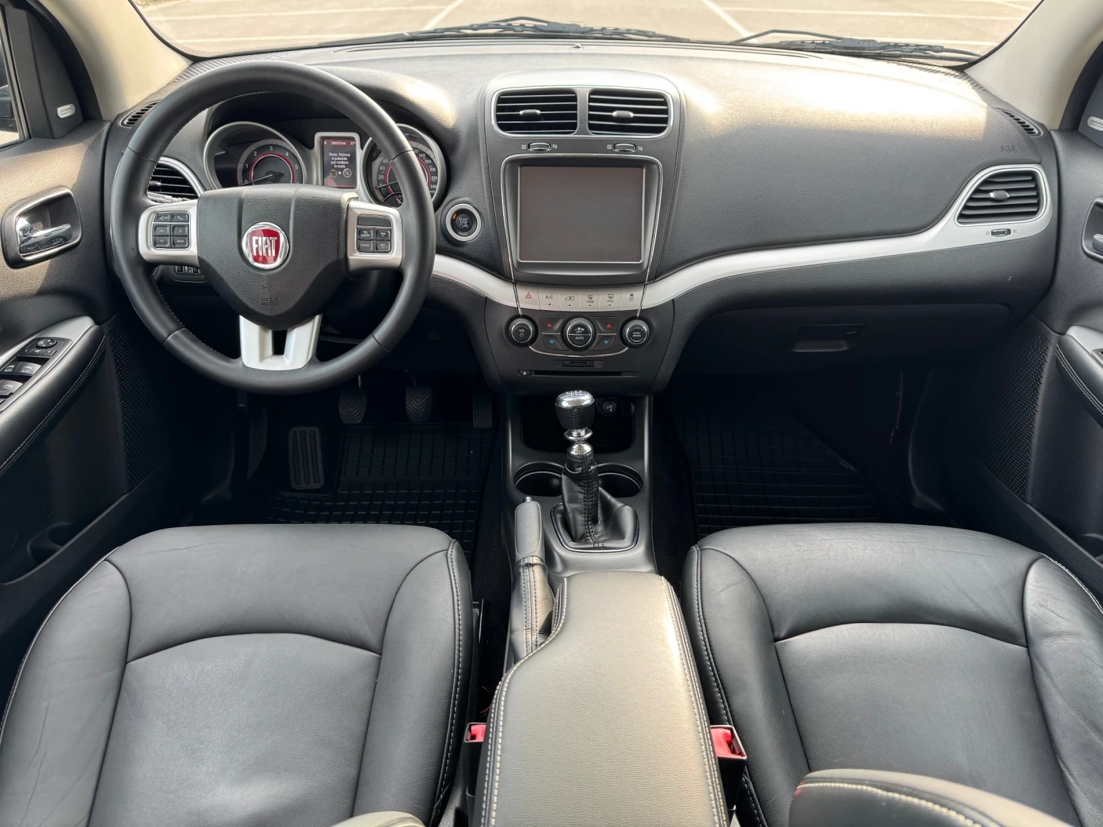Fiat Freemont 2.0 multi jet - KEYLESS/ HEAT/ LEATHER/ 7 SEATS - изображение 9