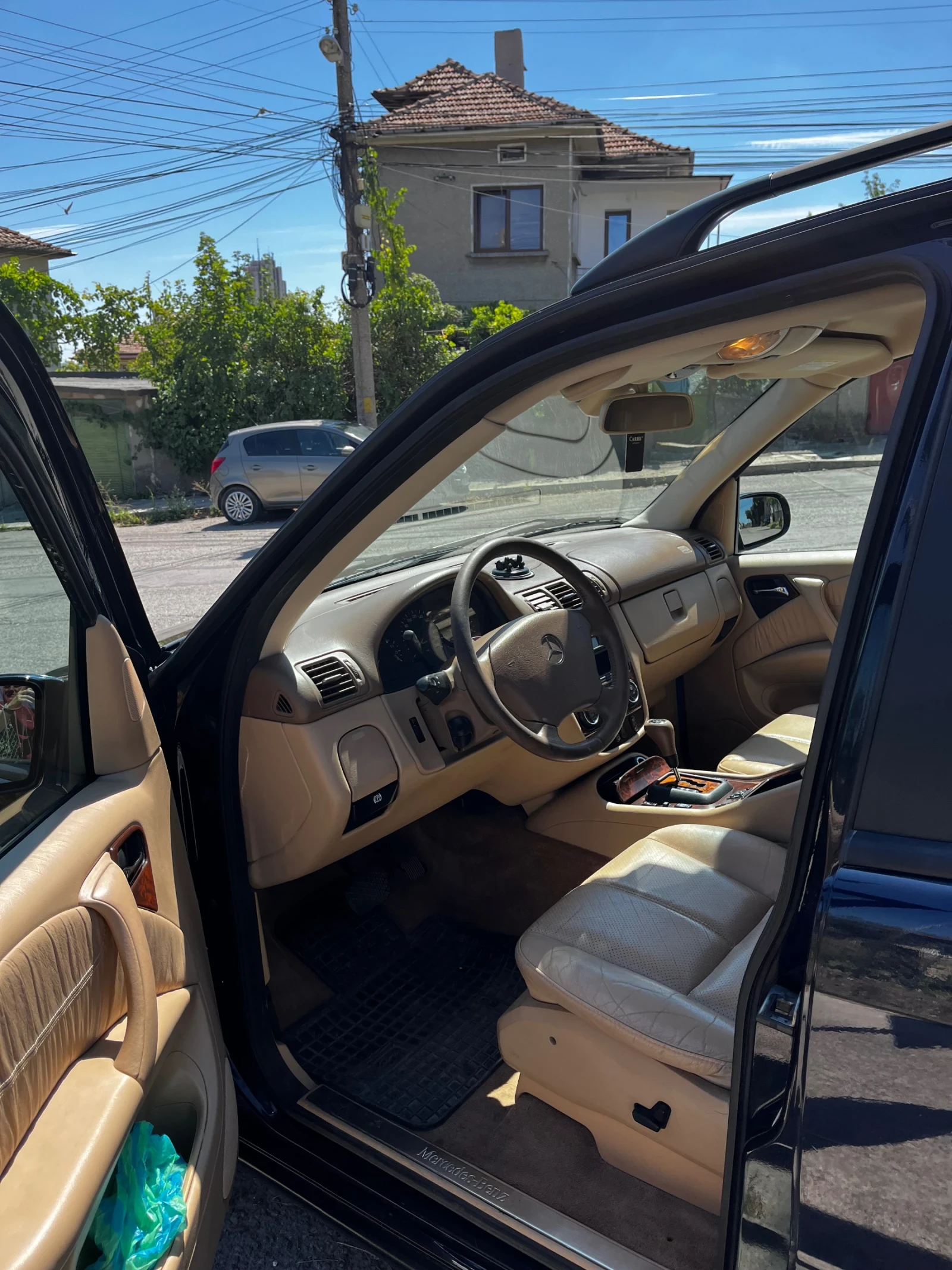 Mercedes-Benz ML 350  - изображение 8