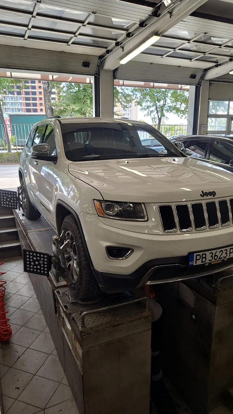Jeep Grand cherokee Limited - изображение 2