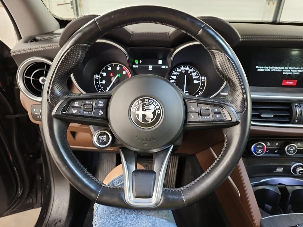 Alfa Romeo Stelvio * TI * CARFAX * ���� �� �� | Mobile.bg � ����������� 12