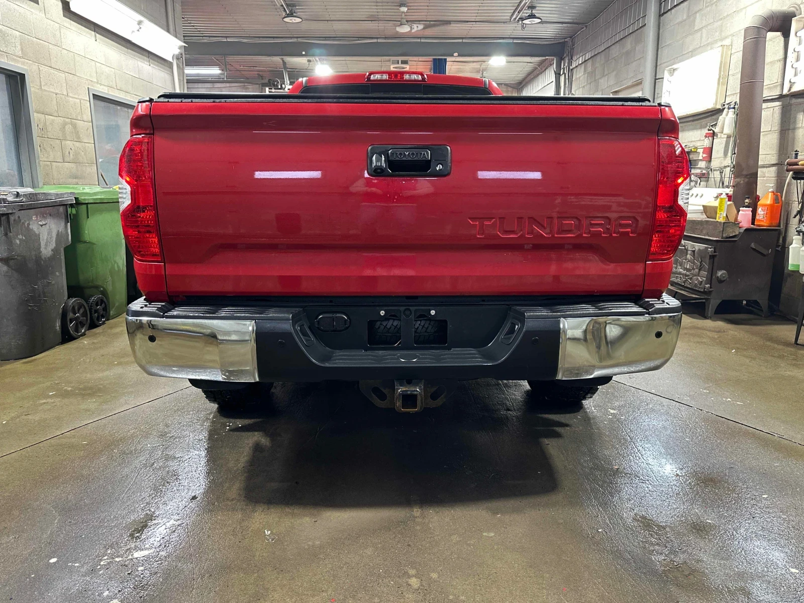 Toyota Tundra SR5 PLUS * 88 000 KM * 5.7 * CAR FAX * , снимка 4 - Автомобили и джипове - 54210421