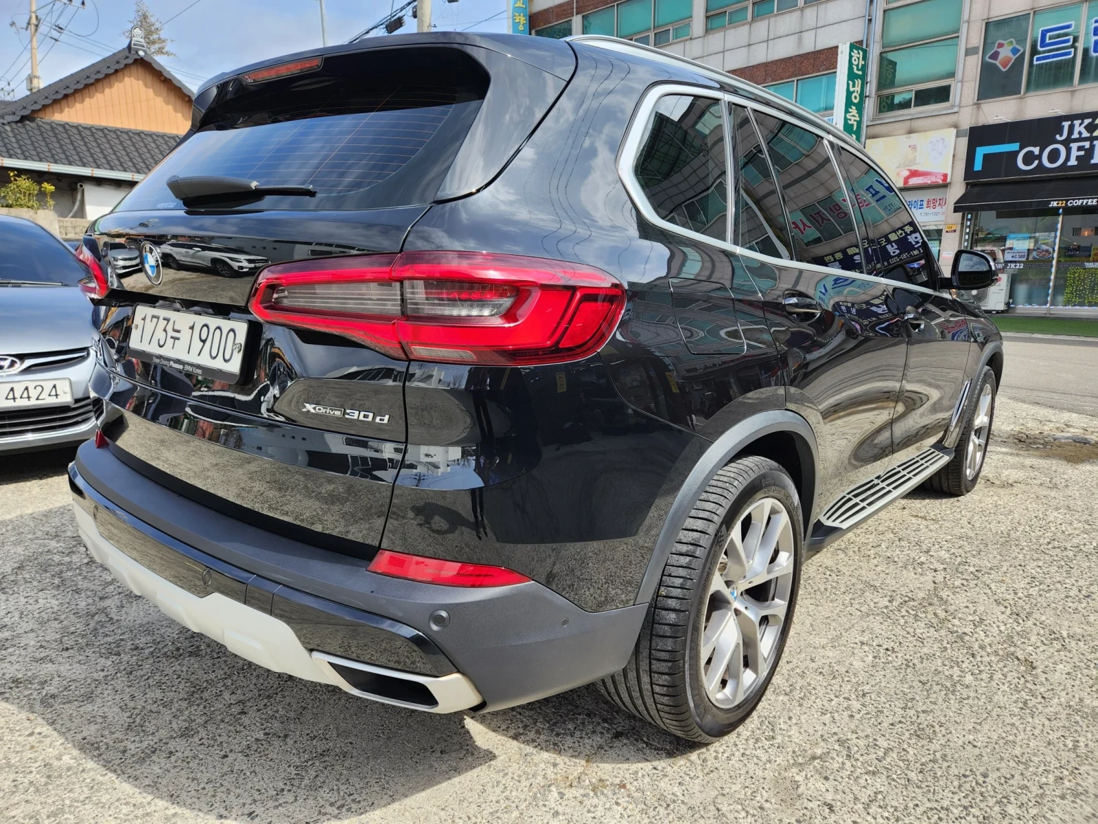 BMW X5 XDRIVE30D| HUD| PANO| 8ZF| ОБДУХ| , снимка 3 - Автомобили и джипове - 54441561