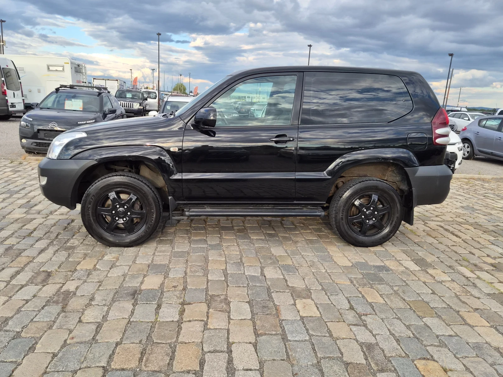 Toyota Land cruiser 3.0D 2007 ГОДИНА КЪСА БАЗА ЕВРО 4, снимка 4 - Автомобили и джипове - 55273288