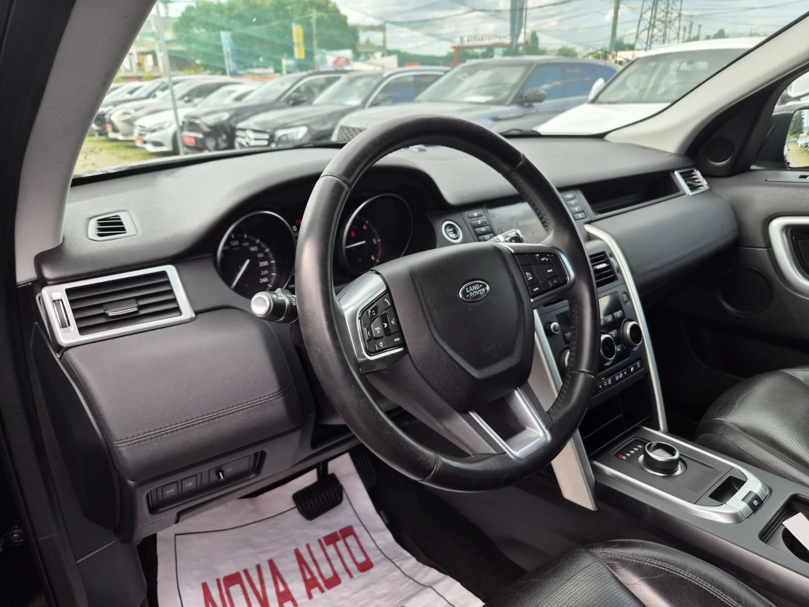 Land Rover Discovery Sport 2.0D-150кс-138000км-ПАНОРАМА-СУПЕР СЪСТОЯНИЕ, снимка 7 - Автомобили и джипове - 55287380