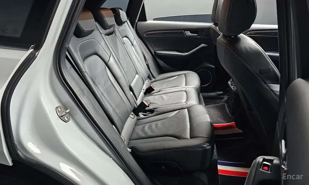 Audi SQ5 * 3.0 TDI Quattro * ОПЦИЯ ЗА ФИНАНСИРАНЕ , снимка 12 - Автомобили и джипове - 55597097