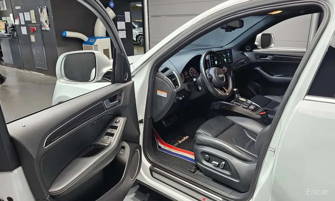 Audi SQ5 * 3.0 TDI Quattro * ОПЦИЯ ЗА ФИНАНСИРАНЕ , снимка 10 - Автомобили и джипове - 55597097