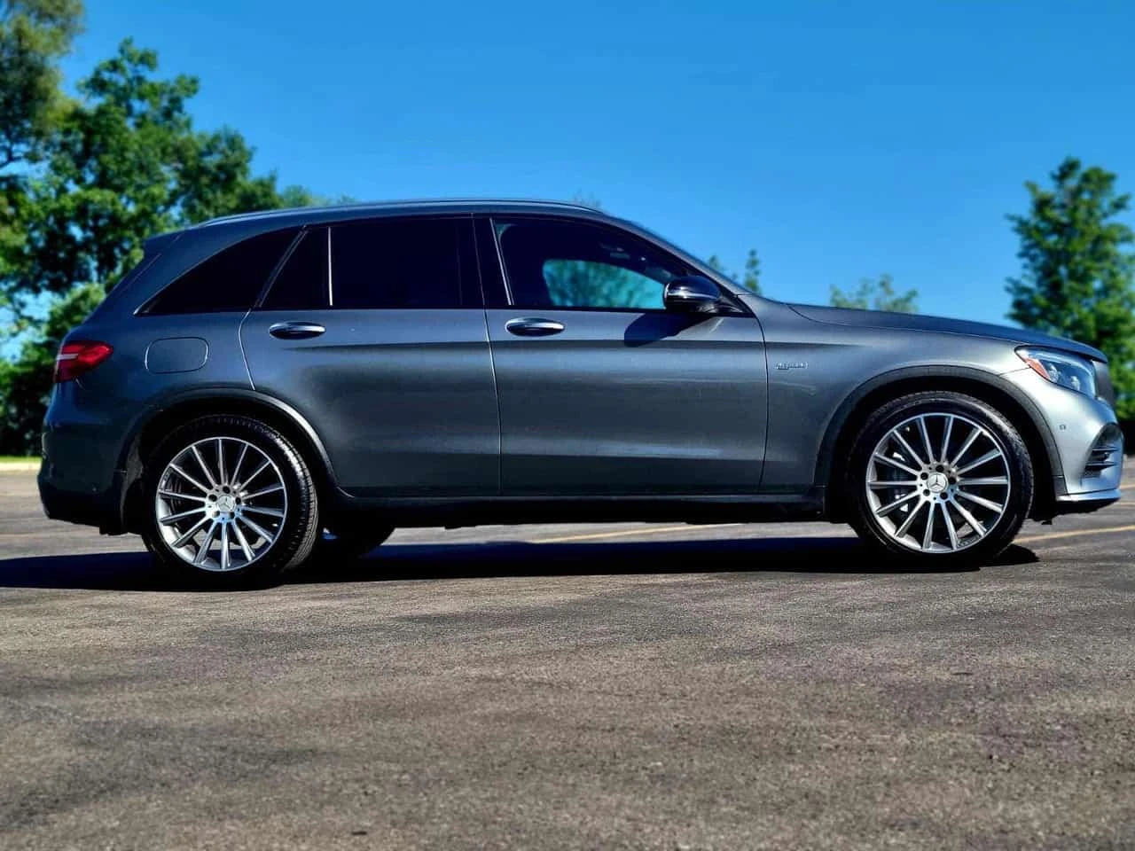 Mercedes-Benz GLC 43 AMG / 360 / BURMESTER / CARFAX / АВТОКРЕДИТ , снимка 3 - Автомобили и джипове - 55735210