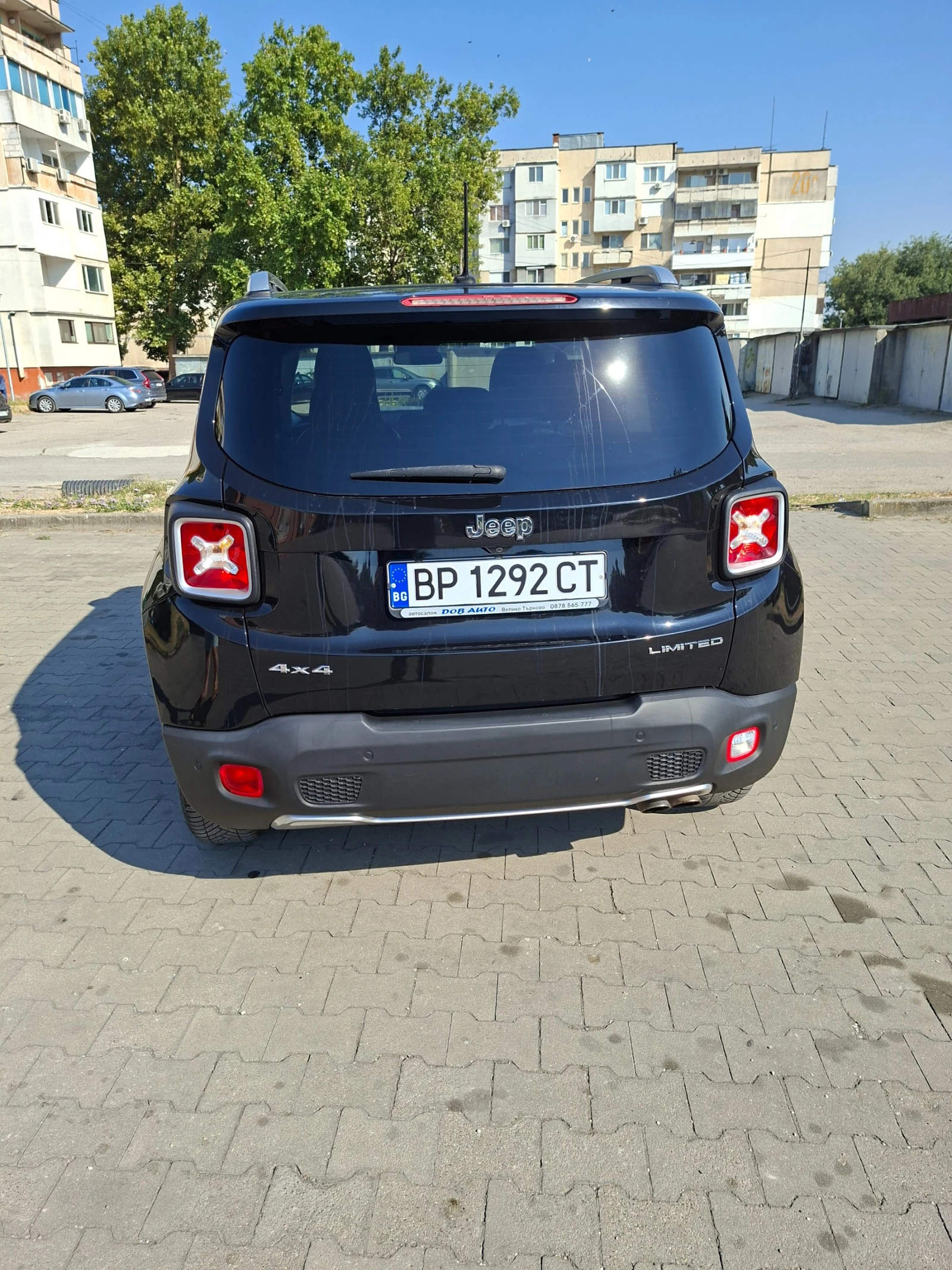 Jeep Renegade, снимка 3 - Автомобили и джипове - 56376559