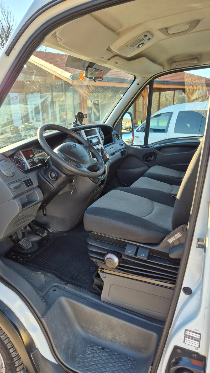 Iveco Daily 35c18* РАБОТИЛНИЦА* КЛИМАТИК* ШВЕЙЦАРИЯ* , снимка 8 - Бусове и автобуси - 52469991