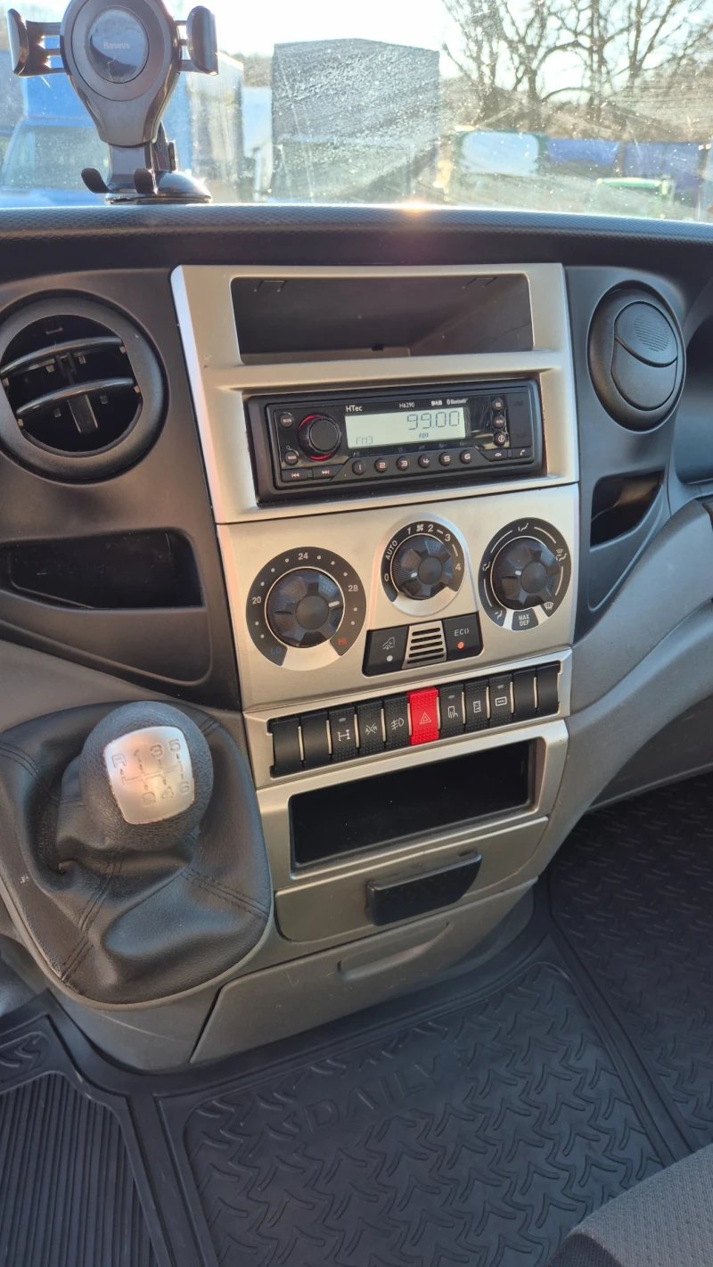 Iveco Daily 35c18* РАБОТИЛНИЦА* КЛИМАТИК* ШВЕЙЦАРИЯ* , снимка 11 - Бусове и автобуси - 52469991