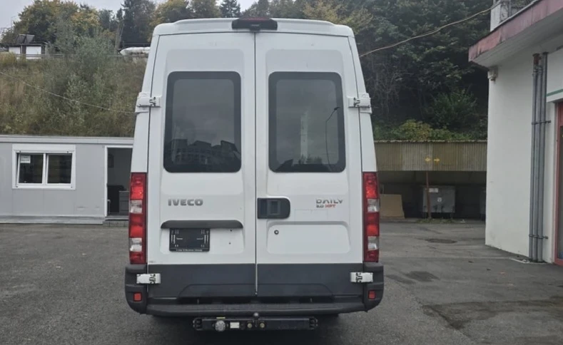 Iveco Daily 35c18* РАБОТИЛНИЦА* КЛИМАТИК* ШВЕЙЦАРИЯ*  - изображение 3