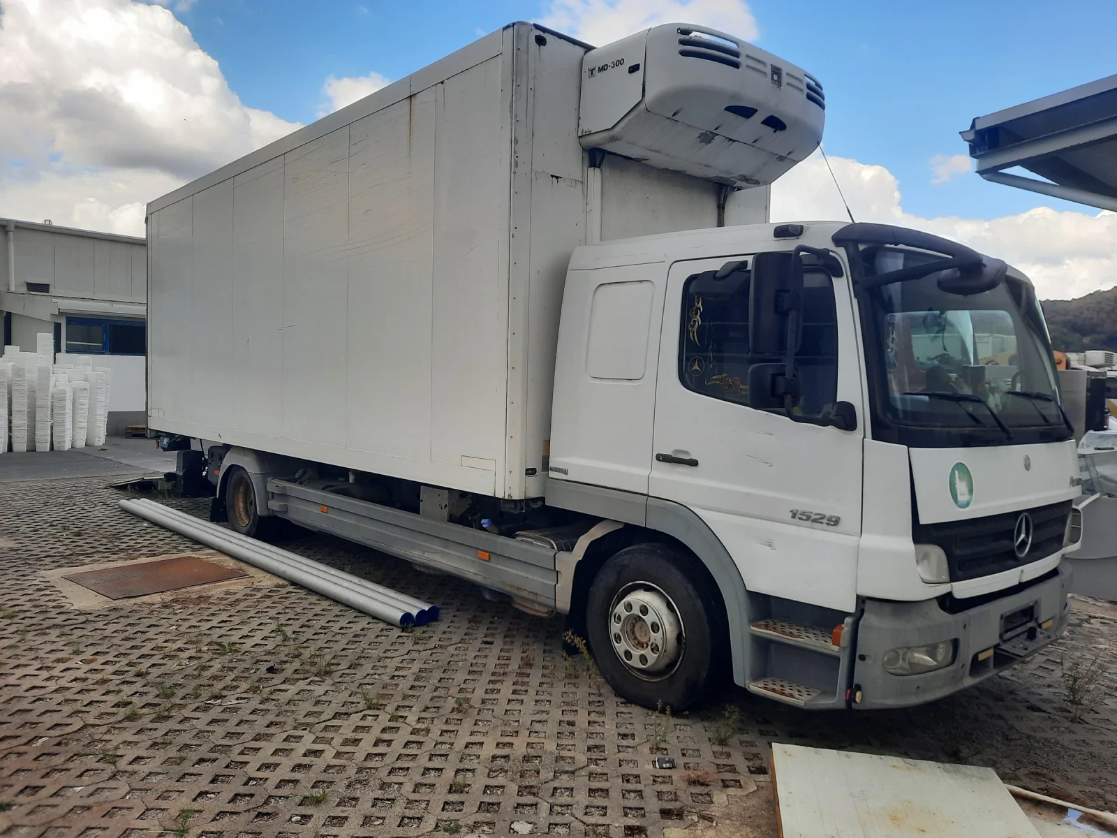 Mercedes-Benz Atego 1529