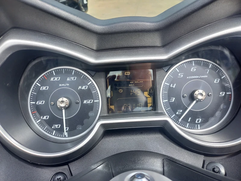 Yamaha X-max 300 ABS TC LED , снимка 8 - Мотоциклети и мототехника - 50386812