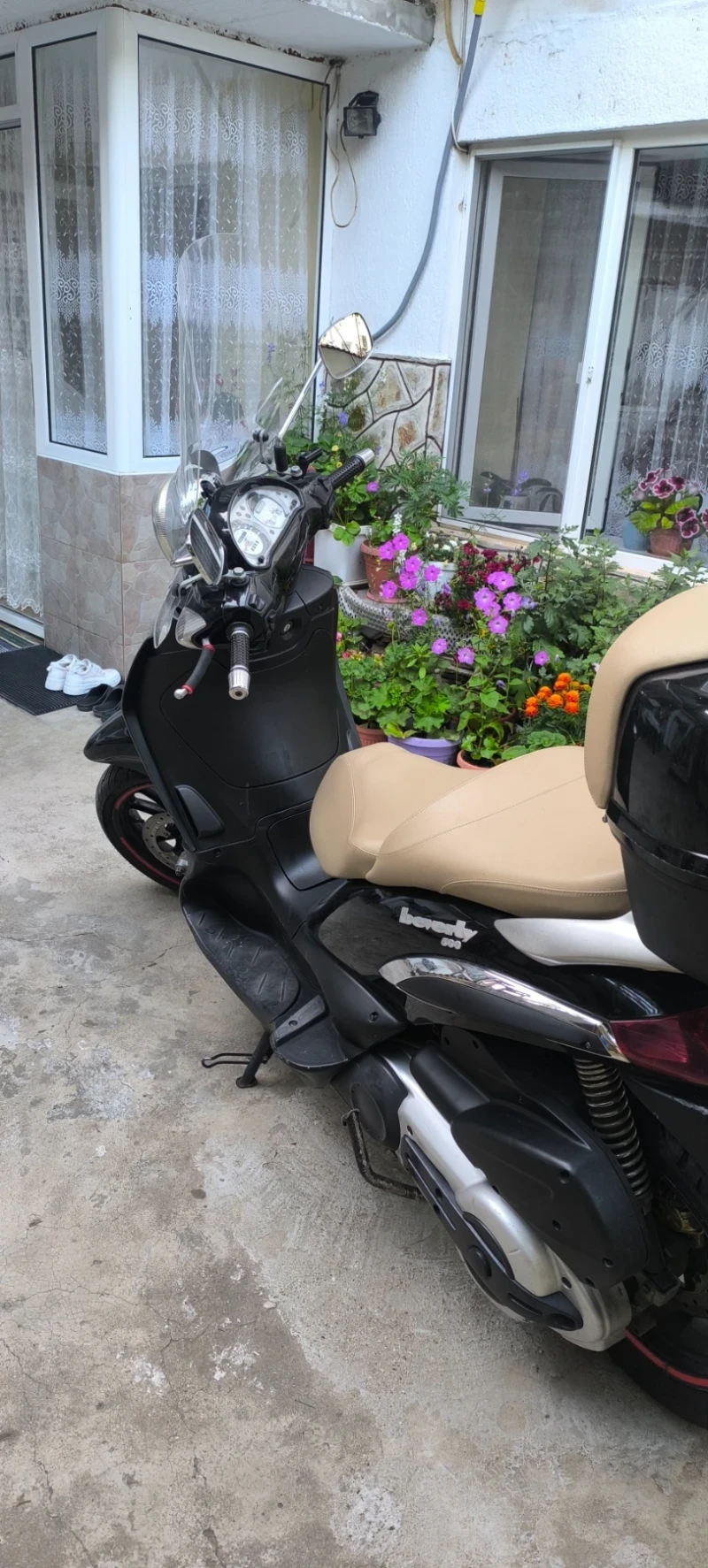 Piaggio Beverly, снимка 2 - Мотоциклети и мототехника - 52485340