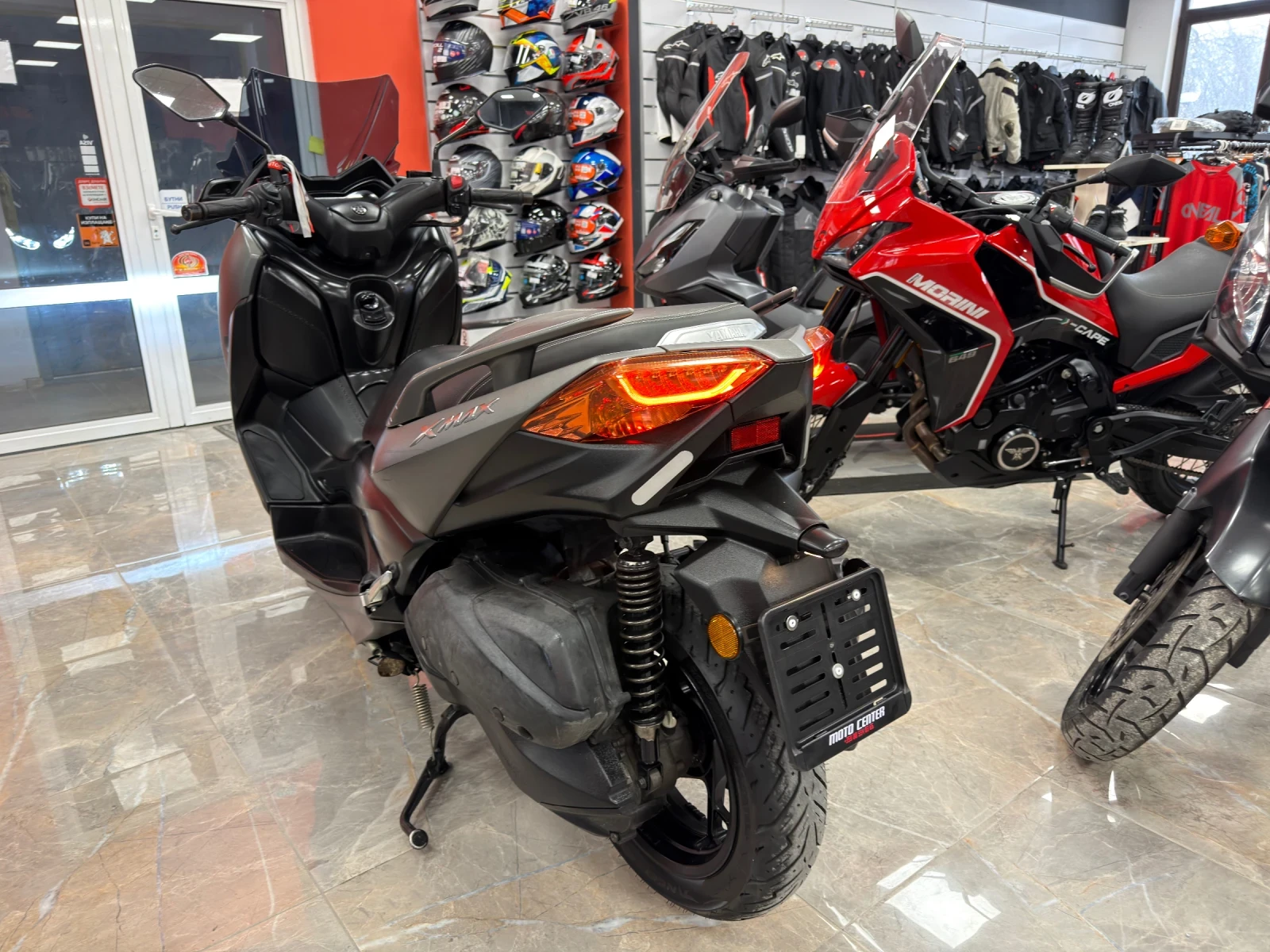 Yamaha X-max 300IE ABS TC - изображение 7