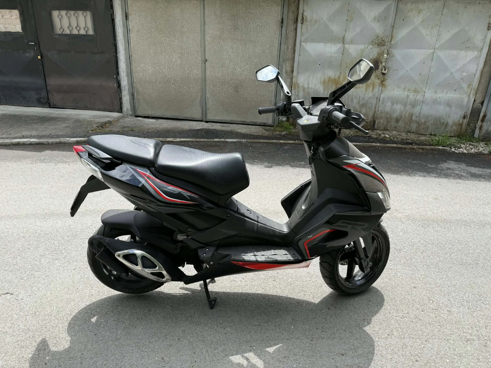 Aprilia Sr 50 R, снимка 4 - Мотоциклети и мототехника - 54677012