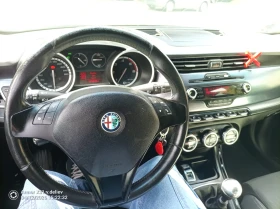 Alfa Romeo Giulietta 2.0JTDm 140 hp - ОБСЛУЖЕНА, РЕГИСТРИРАНА, снимка 13