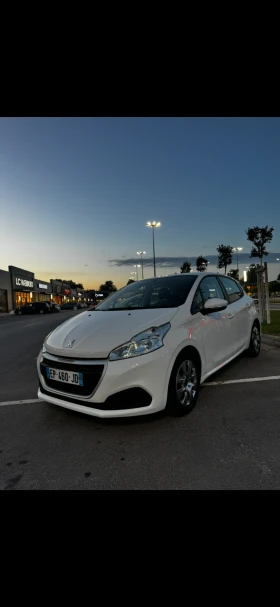 Peugeot 208 1.2 PureTech Бензин, снимка 1