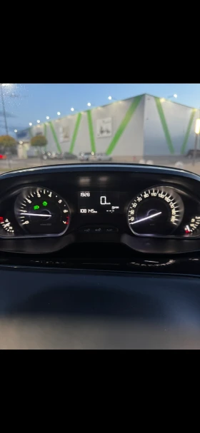 Peugeot 208 1.2 PureTech Бензин, снимка 10