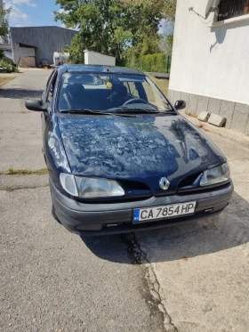 Renault Megane 1. 4 ГАЗ, снимка 1