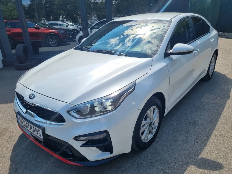 Kia K3 1.6cm3 GT Line, снимка 3 - Автомобили и джипове - 46643275