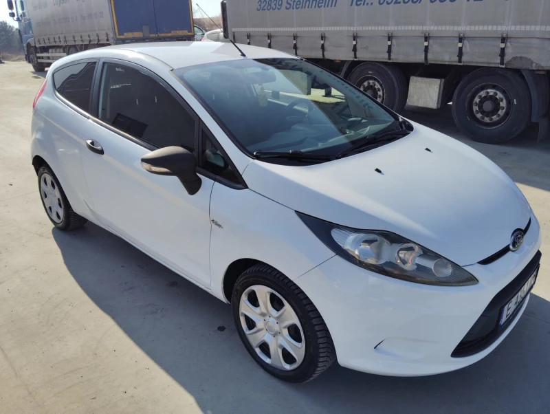 Ford Fiesta, снимка 4 - Автомобили и джипове - 48877673