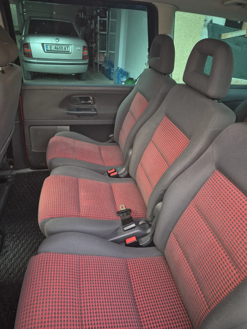 VW Sharan, снимка 11 - Автомобили и джипове - 51266379