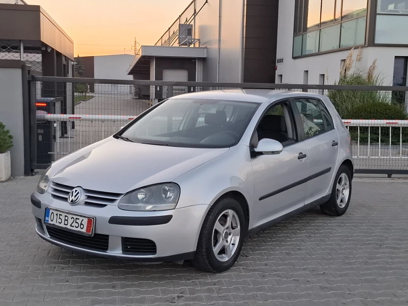 VW Golf 1.9TDI* (105кс)* KЛИМАТРОНИК* НАВИ* НОВ ВHОС* , снимка 3 - Автомобили и джипове - 52012312