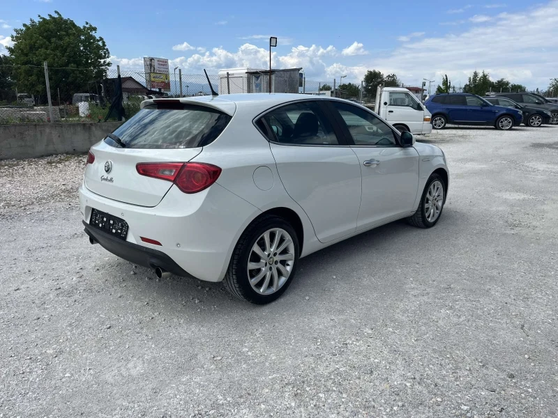 Alfa Romeo Giulietta 2.0JTDm 140 hp - ОБСЛУЖЕНА, снимка 3 - Автомобили и джипове - 52657258