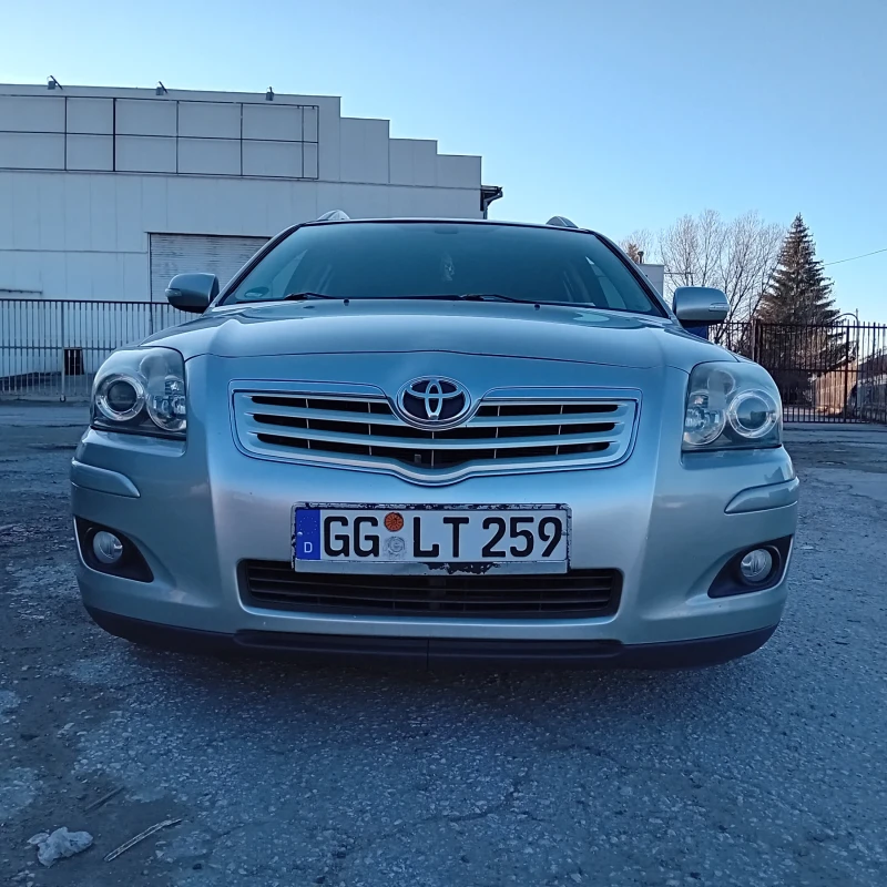 Toyota Avensis 2.0 d4d facelift , снимка 2 - Автомобили и джипове - 52794464