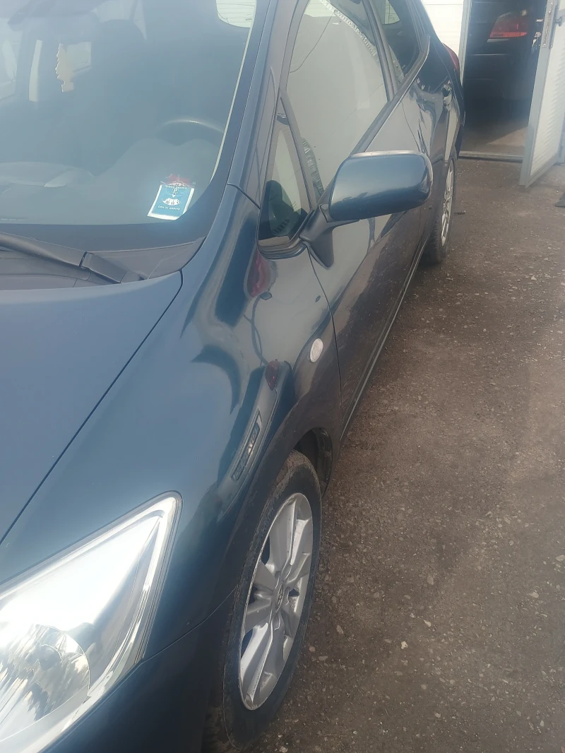 Toyota Auris, снимка 2 - Автомобили и джипове - 53415186