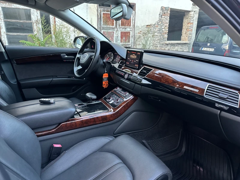 Audi A8 3.0TDI 134.000KM, снимка 11 - Автомобили и джипове - 53475188