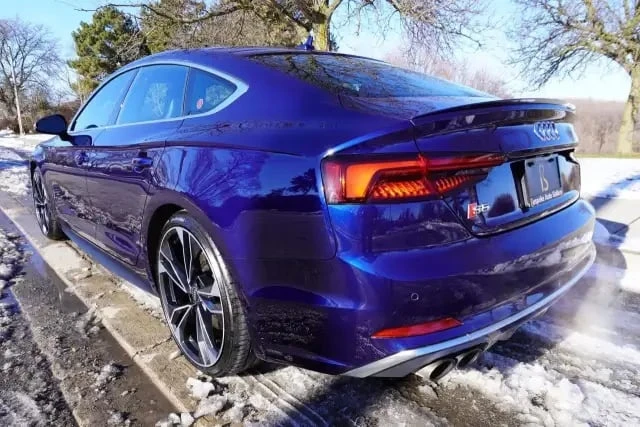 Audi S5 * TECHNIK * МАСАЖИ * МЪРТВА ТОЧКА * ПОДГРЕВИ - изображение 3