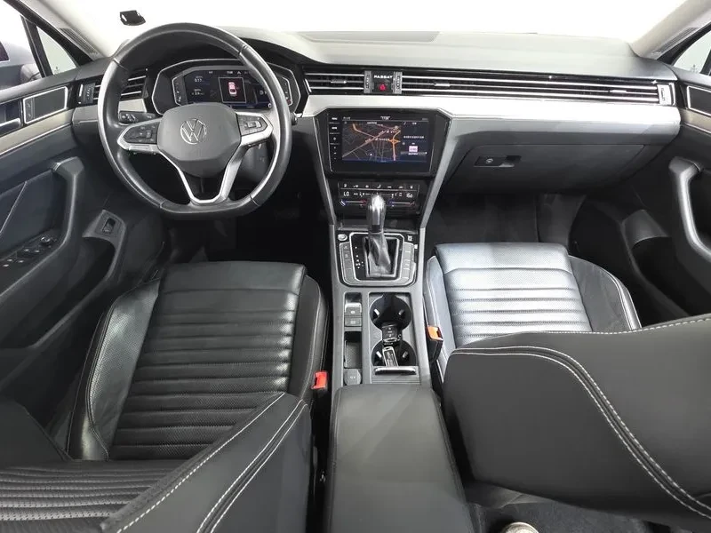 VW Passat 2.0 TDI PRESTIGE, снимка 13 - Автомобили и джипове - 55295701