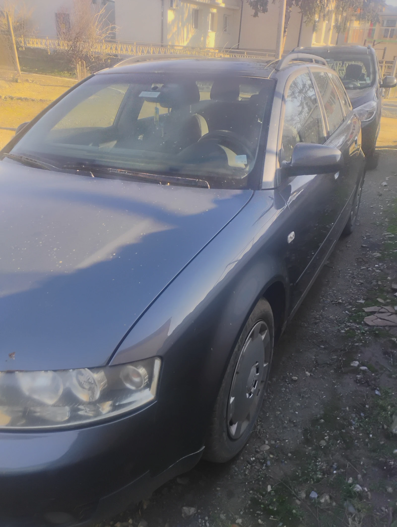 Audi A4 1.9 136 КС клима - изображение 4