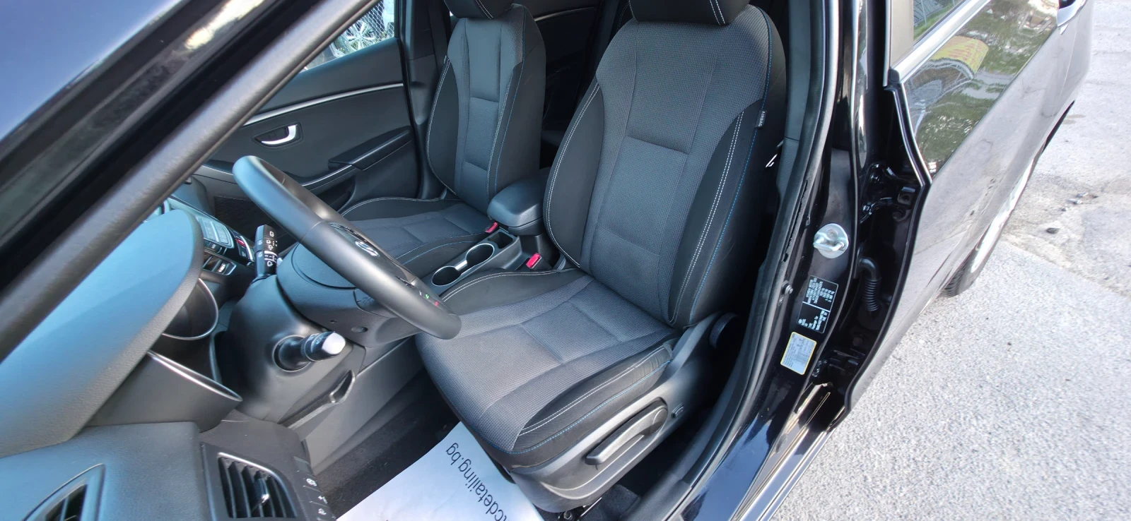 Hyundai I30 1.6 CRDI 110k.c UNIKAT EURO 6B - изображение 10