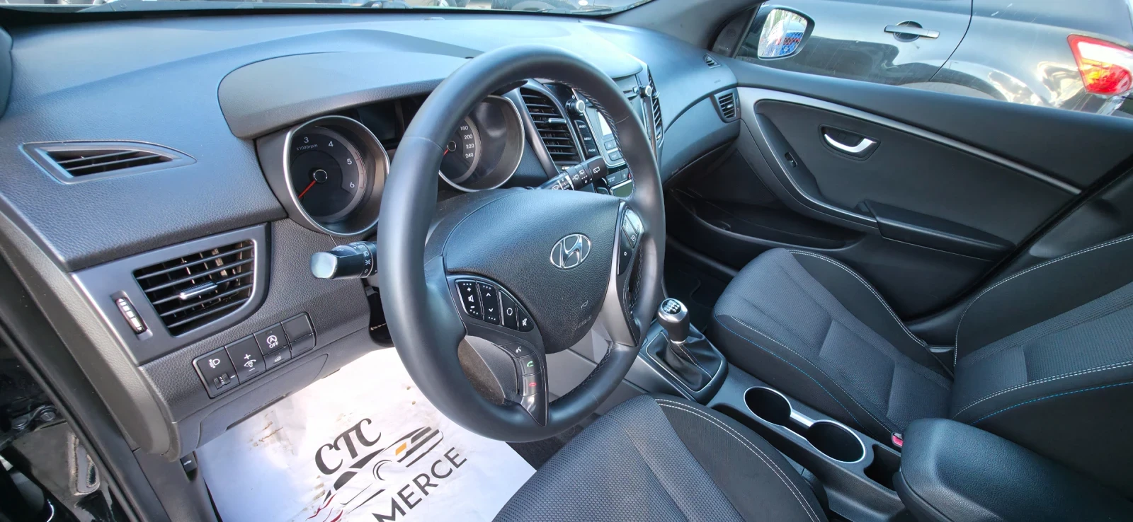 Hyundai I30 1.6 CRDI 110k.c UNIKAT EURO 6B - изображение 9