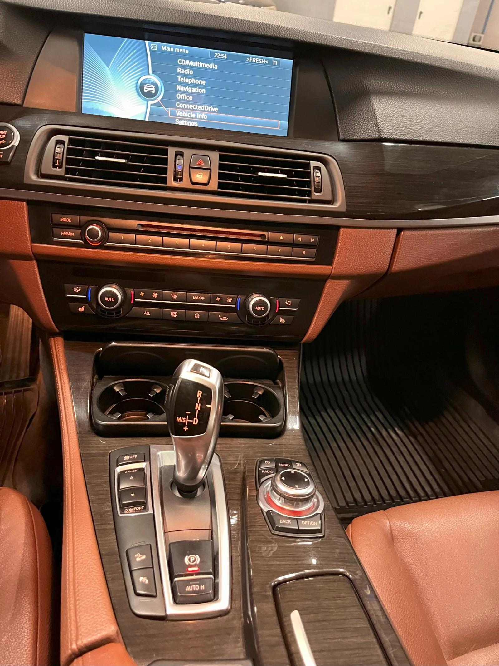 BMW 528 I XDrive - изображение 8